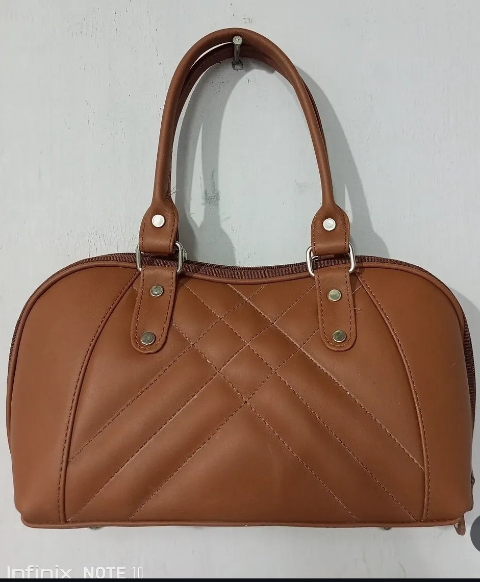 Dezire Fancy Women's Classic Quilted Handbag - Image 2